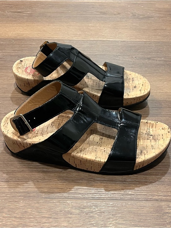 Fitflop Shoes - Fitflop | Arena Gladiator sandals cork footbed Women’s size 10 black shoes